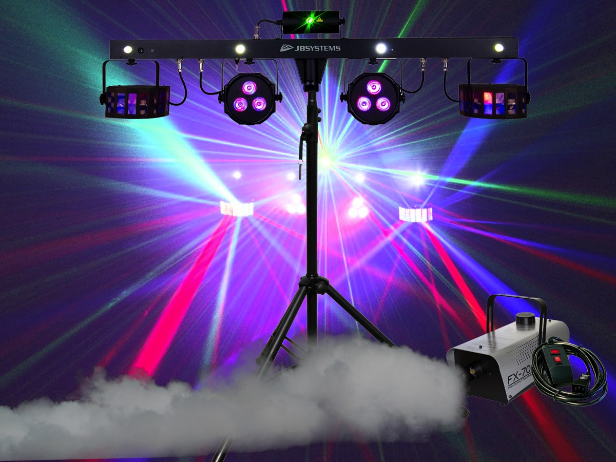 foto die de te huren licht set met 4 licht effecten en rookmachine laat zien